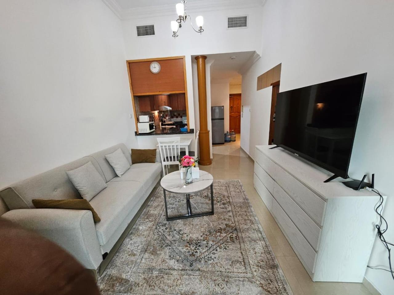 شقة Stunning 1bedroom - With Amazing Marina View