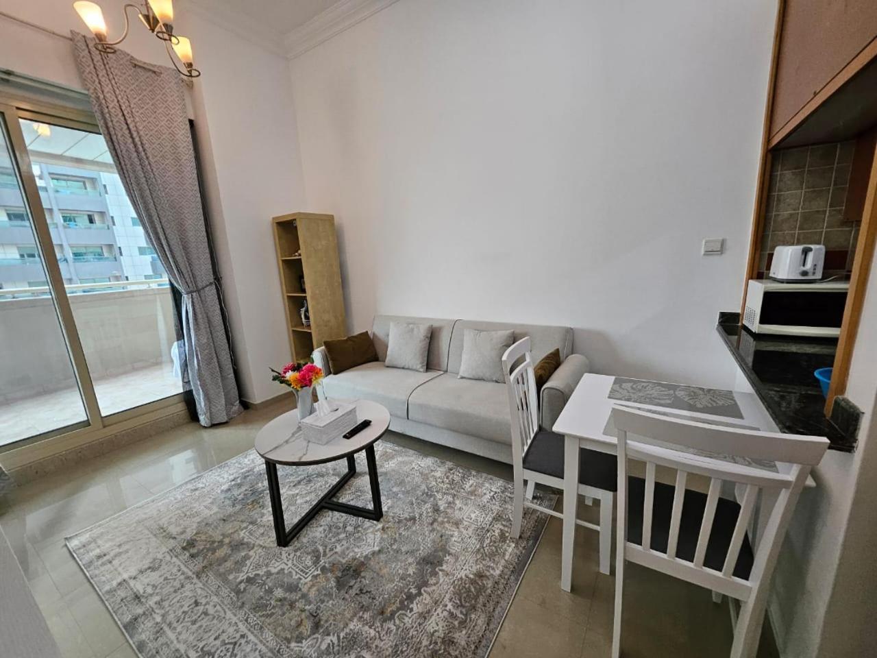 Stunning 1bedroom - With Amazing Marina View دبي