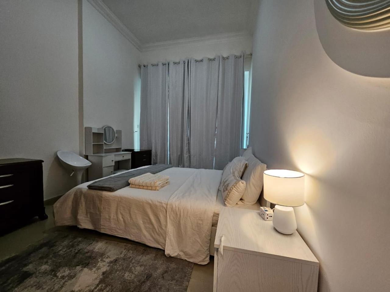 شقة Stunning 1bedroom - With Amazing Marina View